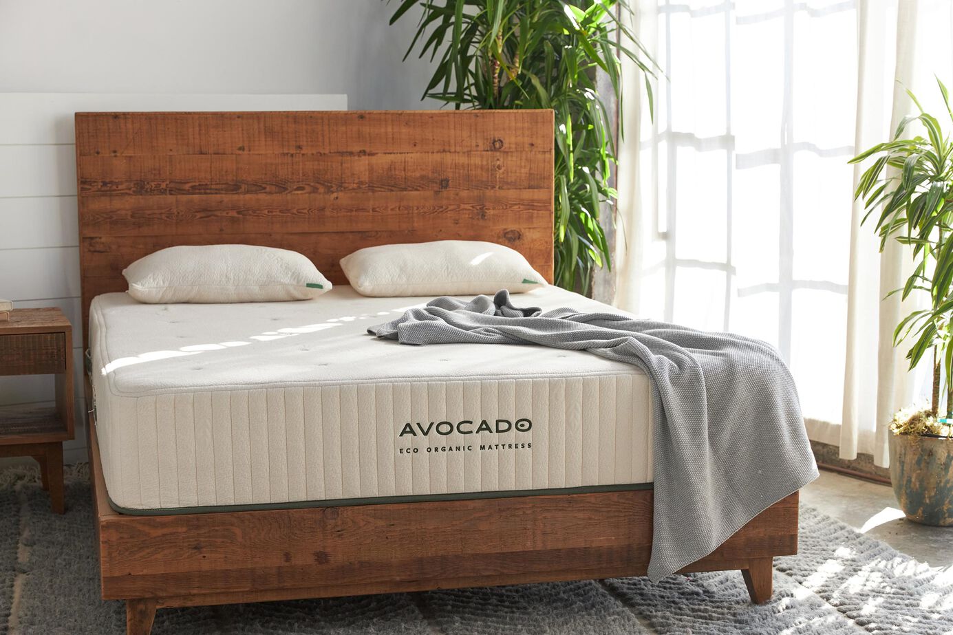 Avocado Eco Organic Medium Mattress 80" image number 0