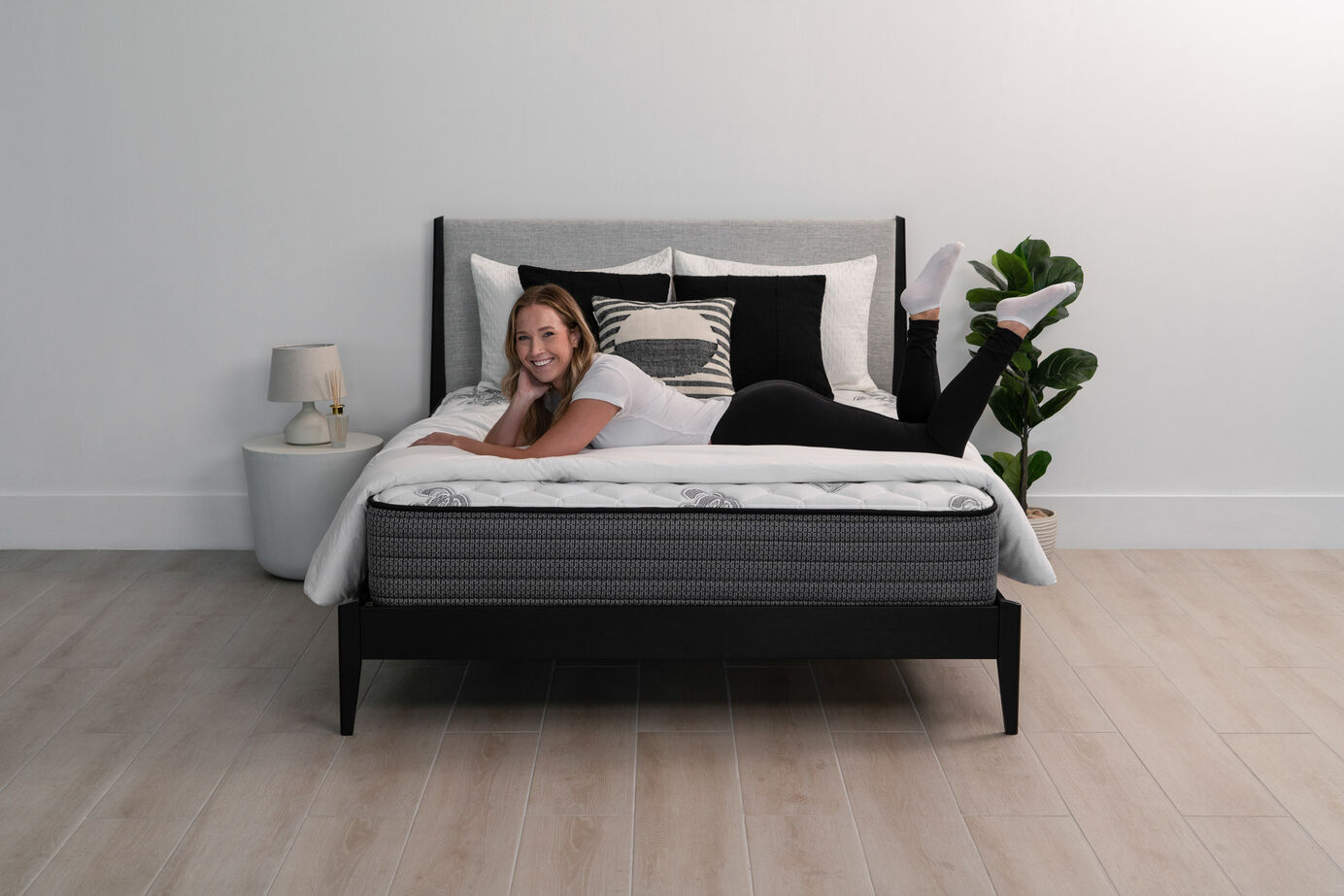 Sleepworld Express B400 Luxury Firm Mattress 11" image number 0